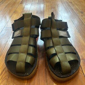 Kenner Rakka Sandals Size 42 in Siren Green